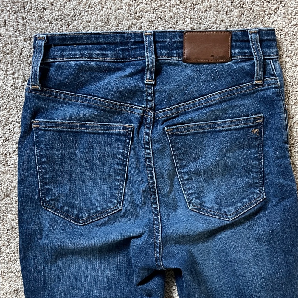 Madewell 10 Inch High Rise Curvy Skinny Jeans - Picture 7 of 7